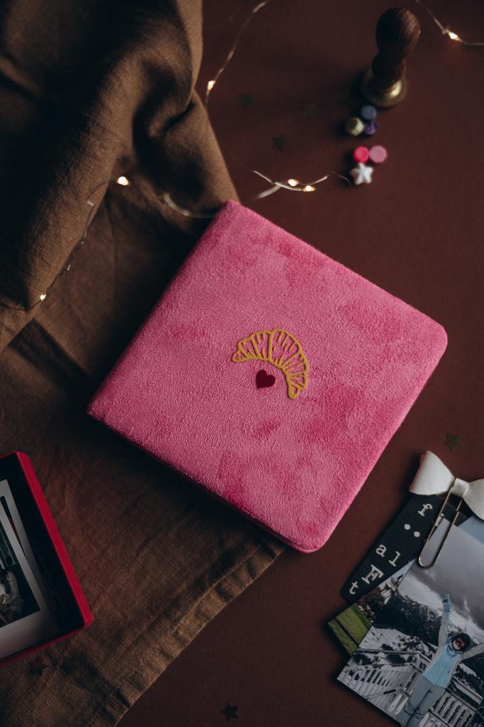 Альбом  Croissant