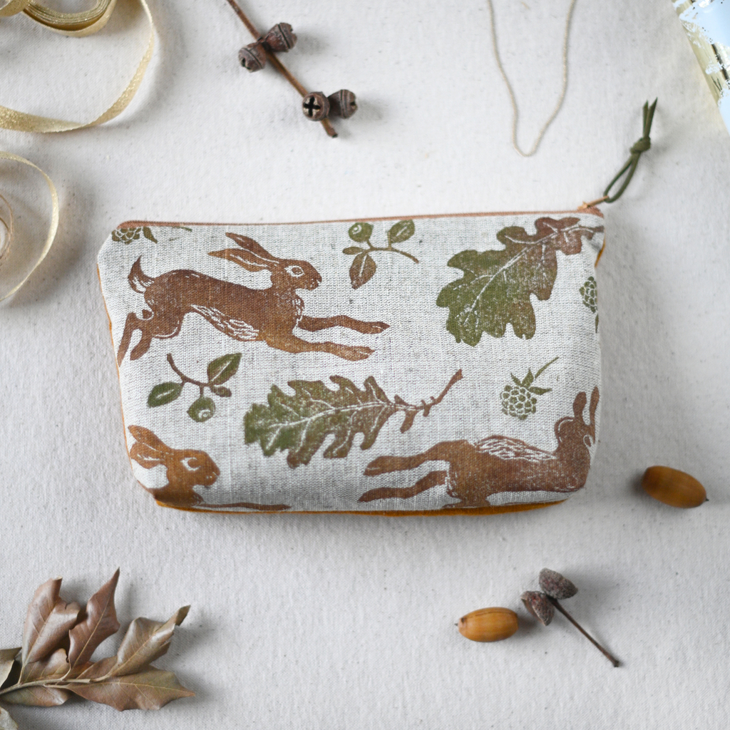 Beauty pouch "Hare"
