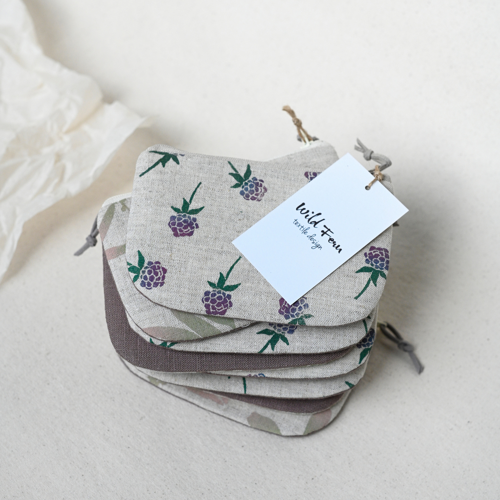 Coin pouch Blackberries