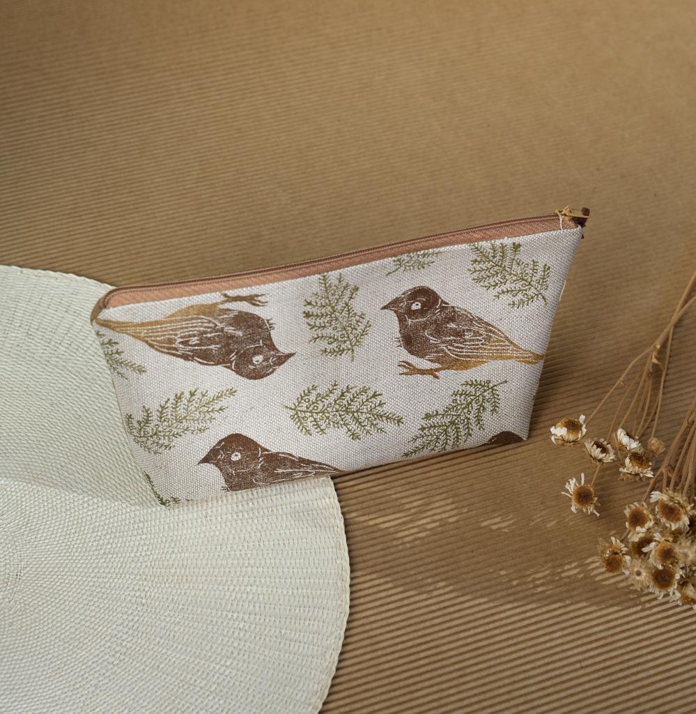 Linen beauty pouch Sparrow