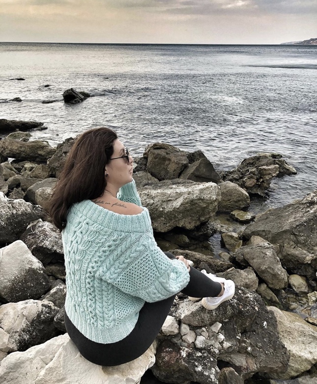 Свитер в стиле рубан