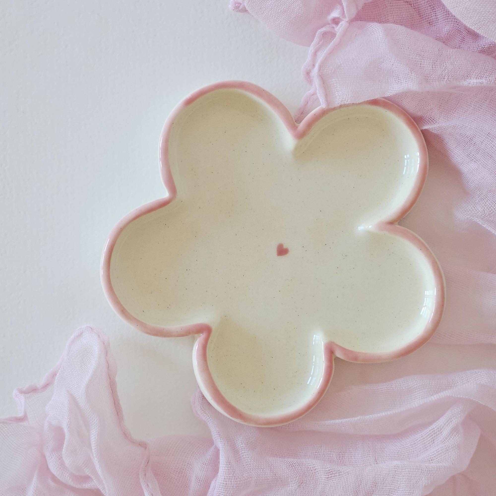 Тарелочка цветочек