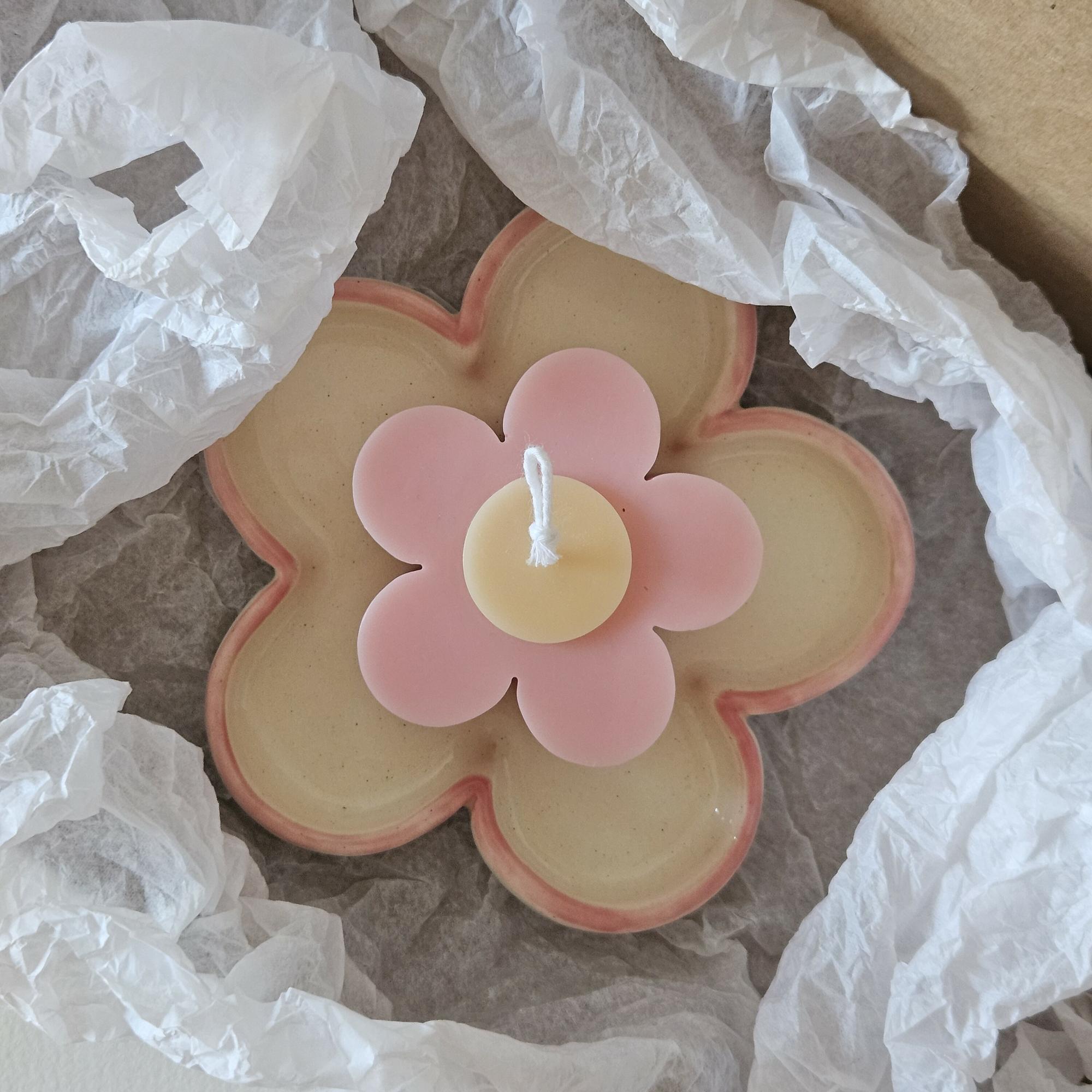 Тарелочка цветочек