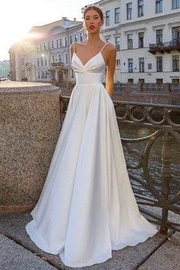 Свадебные платья купить недорого