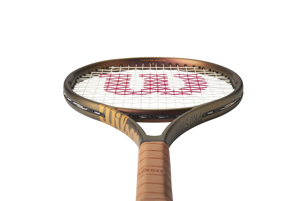 Теннисная ракетка Wilson Pro Staff 26 v14.0 (100", 240 гр, бал. 31 см)