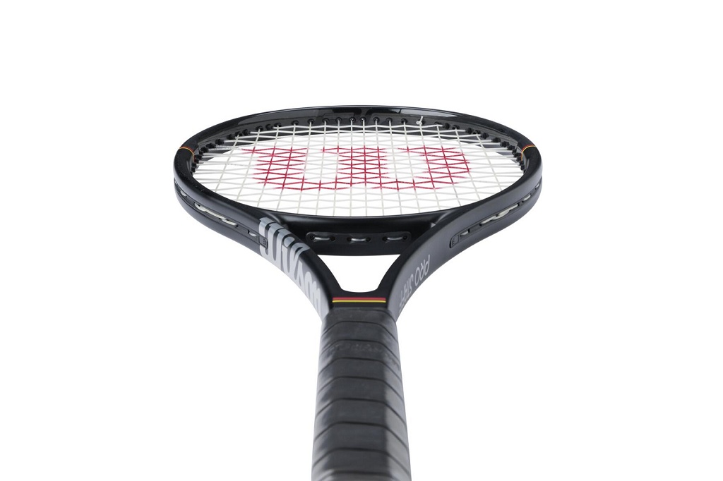 Теннисная ракетка Wilson Pro Staff 97UL Classic (97", 270 гр, бал. 32.5 см)