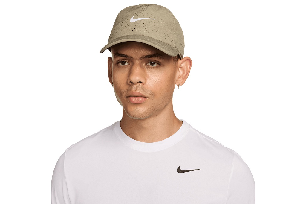Бейсболка спортивная Nike Dri-Fit ADV Club Cap (бежевый)