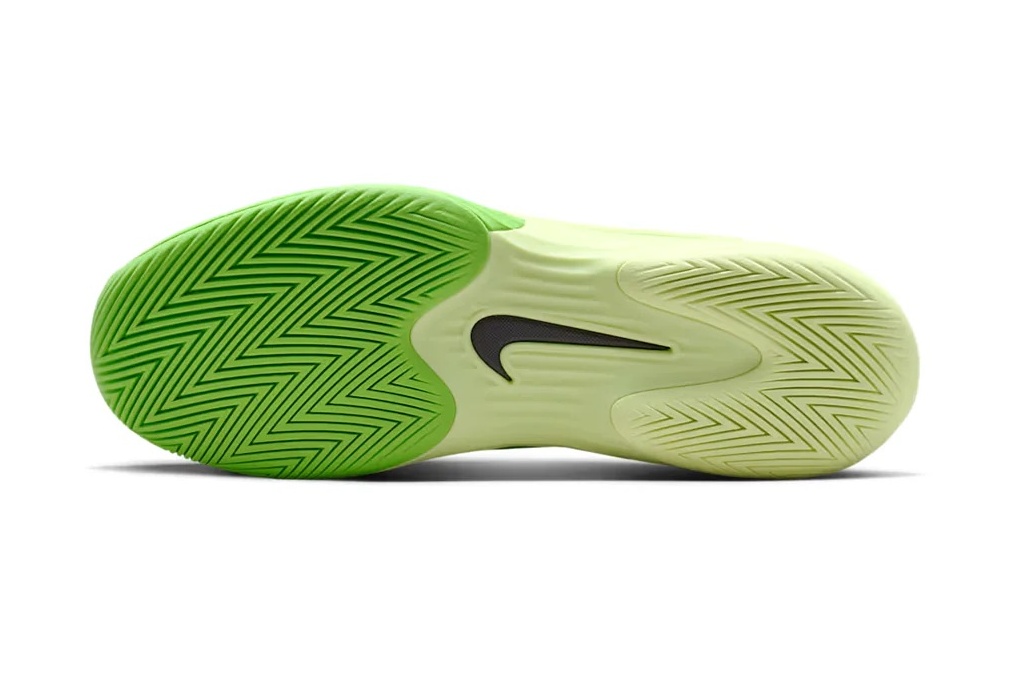 Теннисные кроссовки мужские Nike Air Zoom Vapor 12 HC PRM