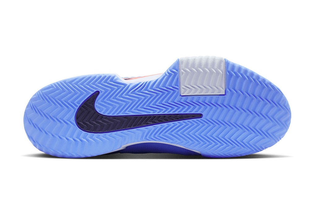 Теннисные кроссовки мужские Nike Air Zoom GP Challenge Pro CLY (грунт)