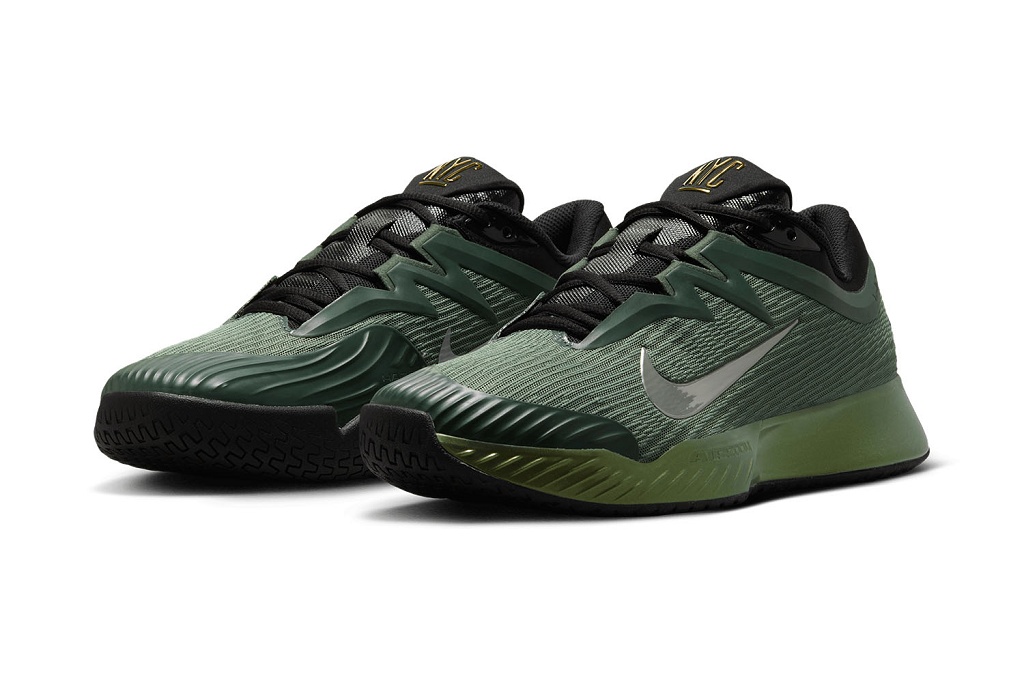 Теннисные кроссовки мужские Nike Air Zoom Vapor Pro 3 HC PRM