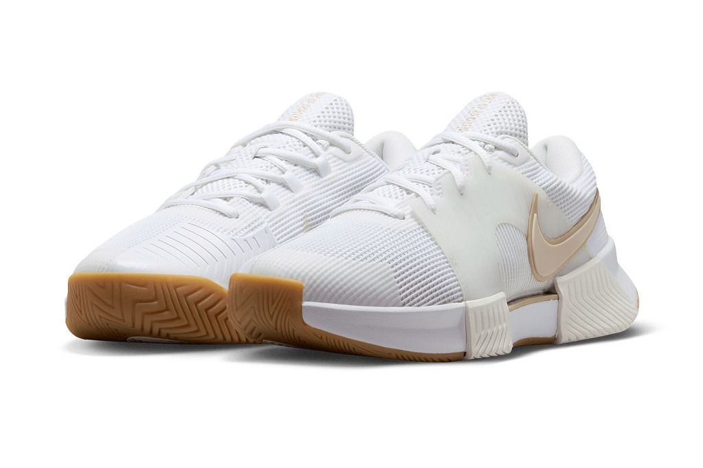 Теннисные кроссовки женские Nike Air Zoom GP Challenge 1.5 HC