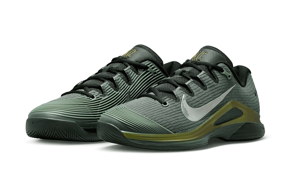 Теннисные кроссовки мужские Nike Air Zoom Vapor 12 HC PRM
