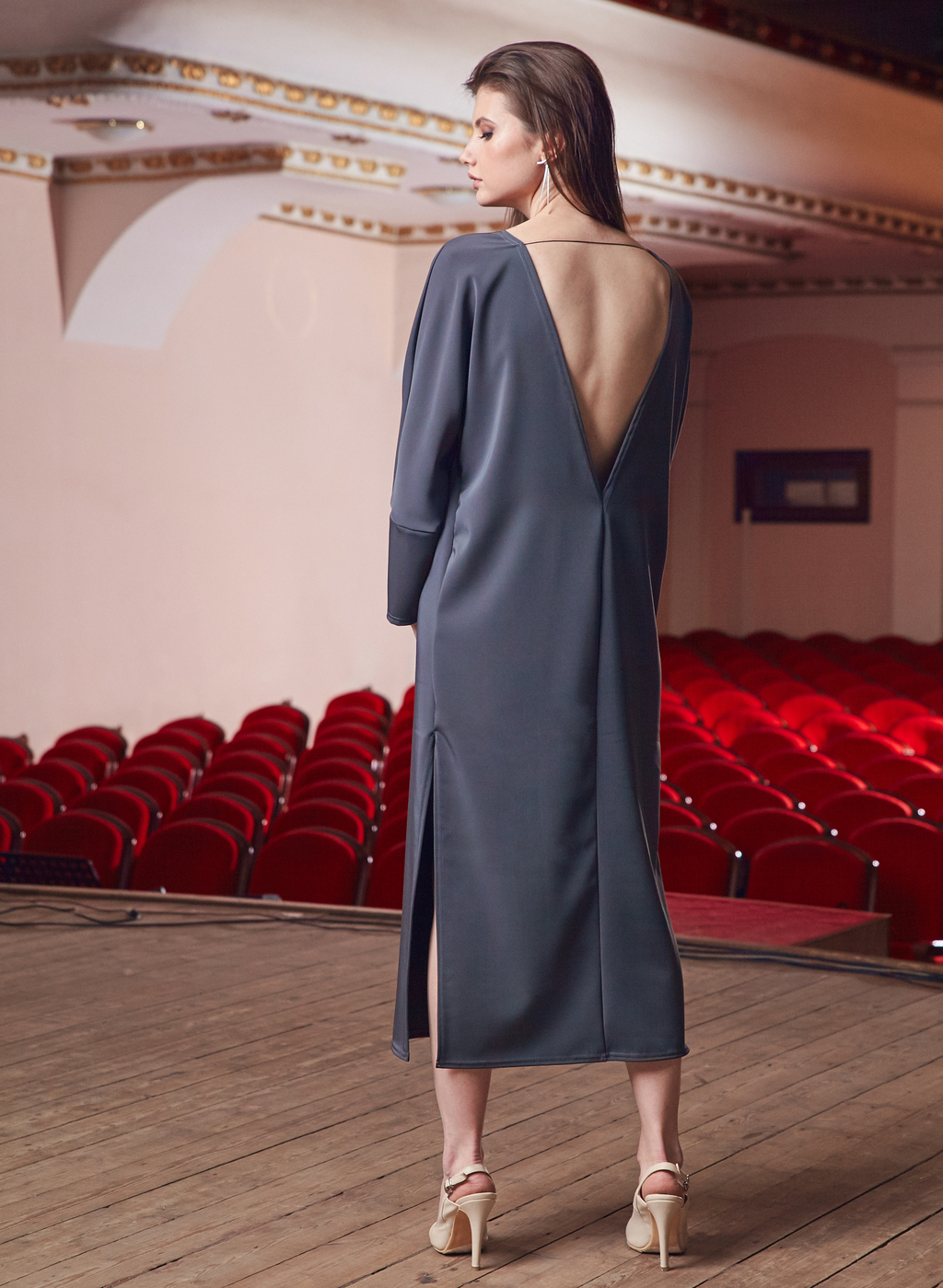 Платье «DEEP» графит