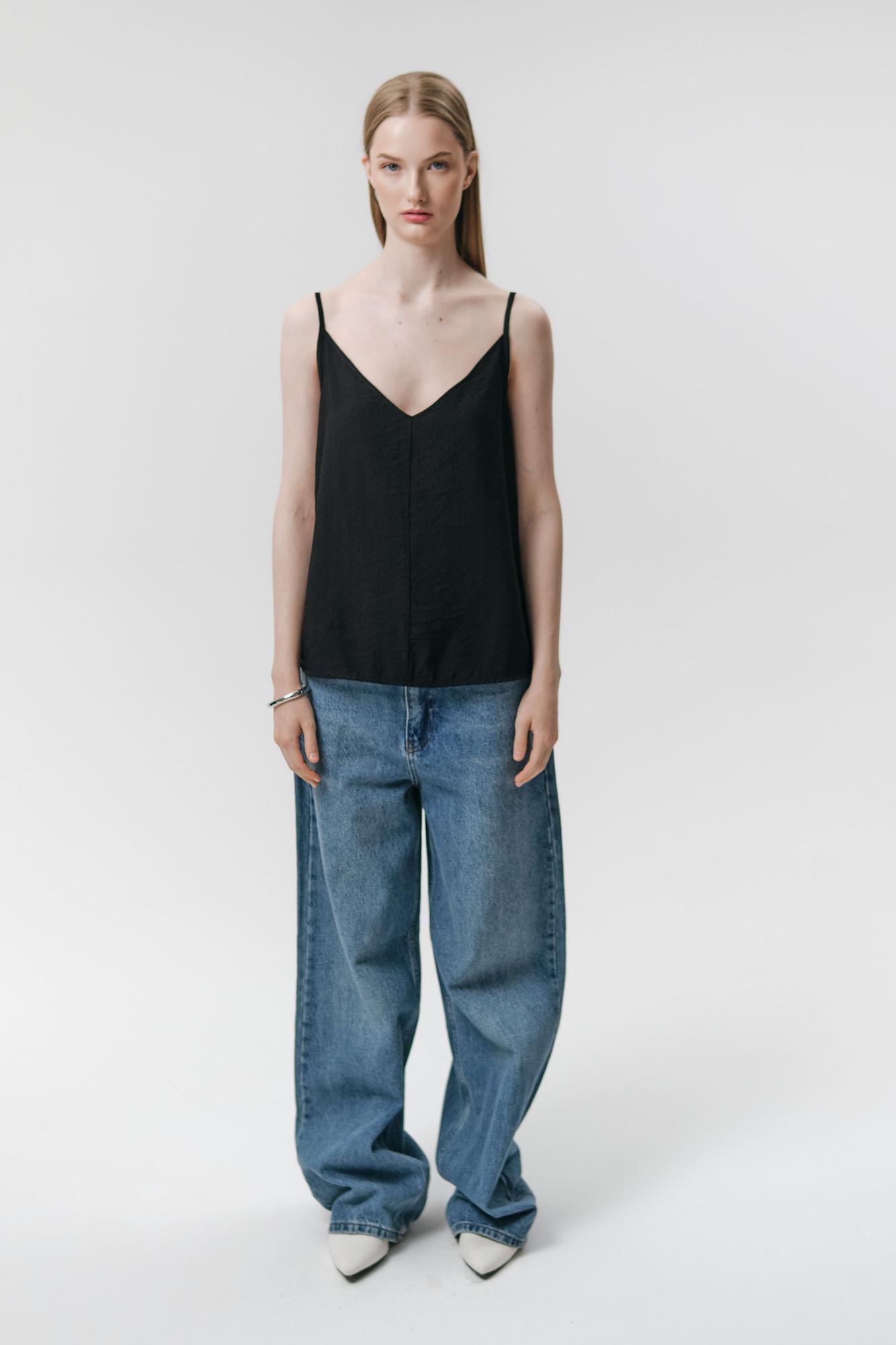 Бельевой топ из фактурного льна в черном цвете