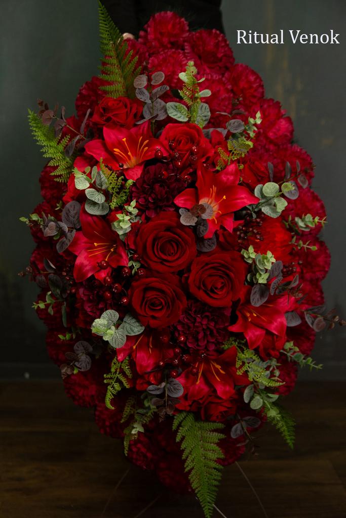 Траурный венок "Астильба" высота 90 см