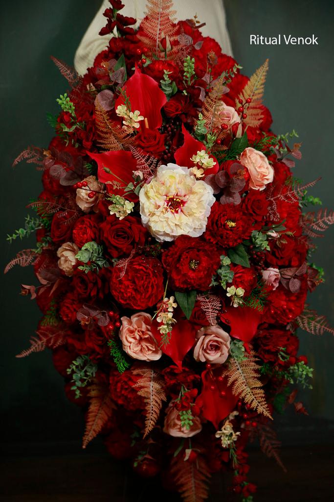 Ритуальный венок "Румбольд" высота 120см