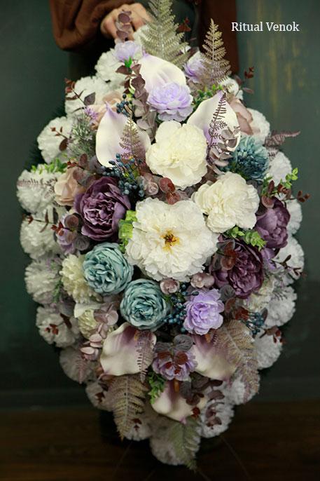 Траурный венок из искусственных цветов Premium "Медея", высота 90 см