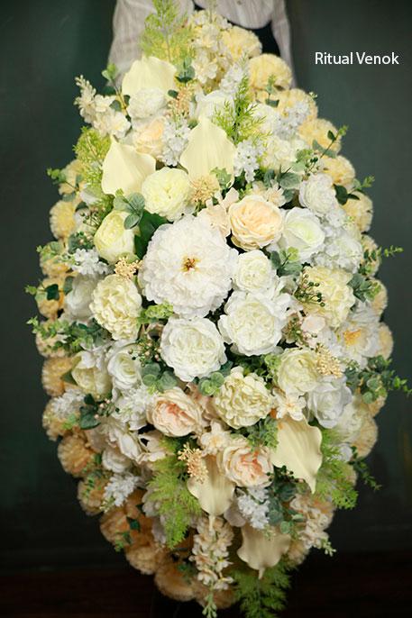 Искусственный траурный венок Premium "Верена"  высота 120см\ширина 60см