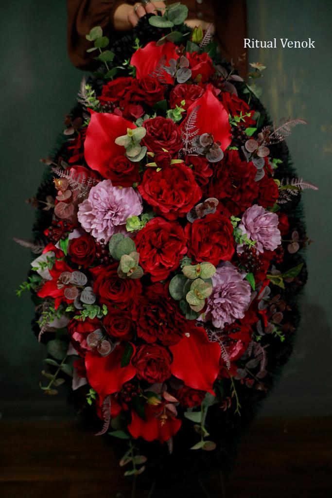 Искусственный траурный венок Premium " Альтаир" высота 105см\ширина 60см