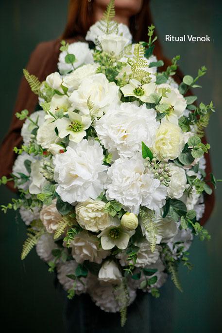 Ритуальный венок "Лея" высота 60см