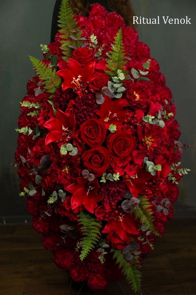 Искусственный траурный венок "Дюна" высота 120 см