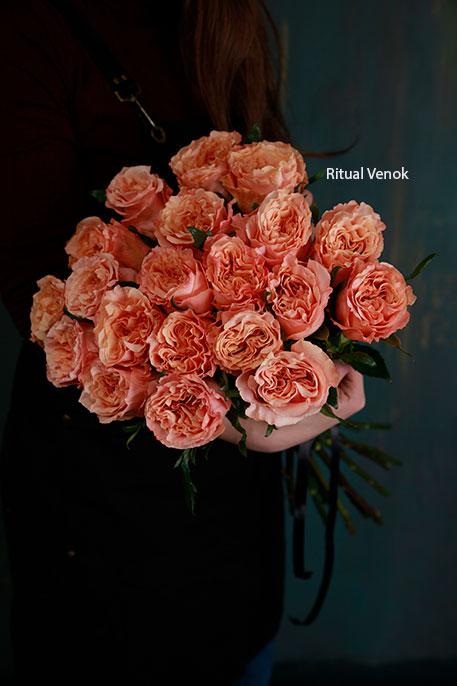 Букет из живых цветов " 20 чайных роз с крупным бутоном"