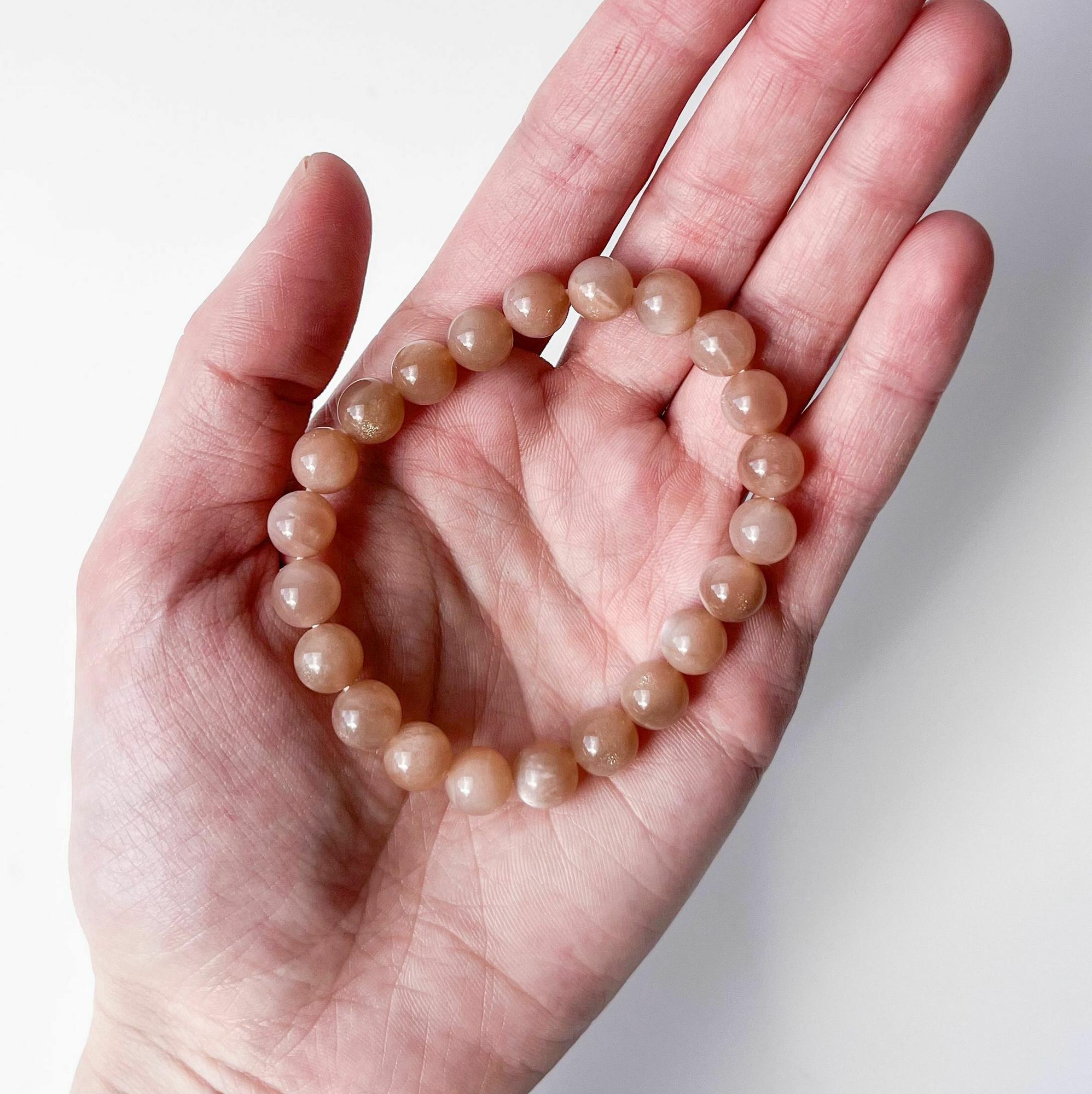 Браслет из солнечного камня