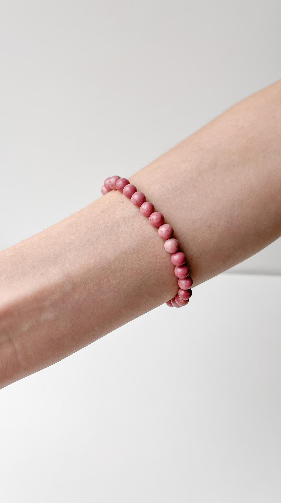 Браслет из родонита