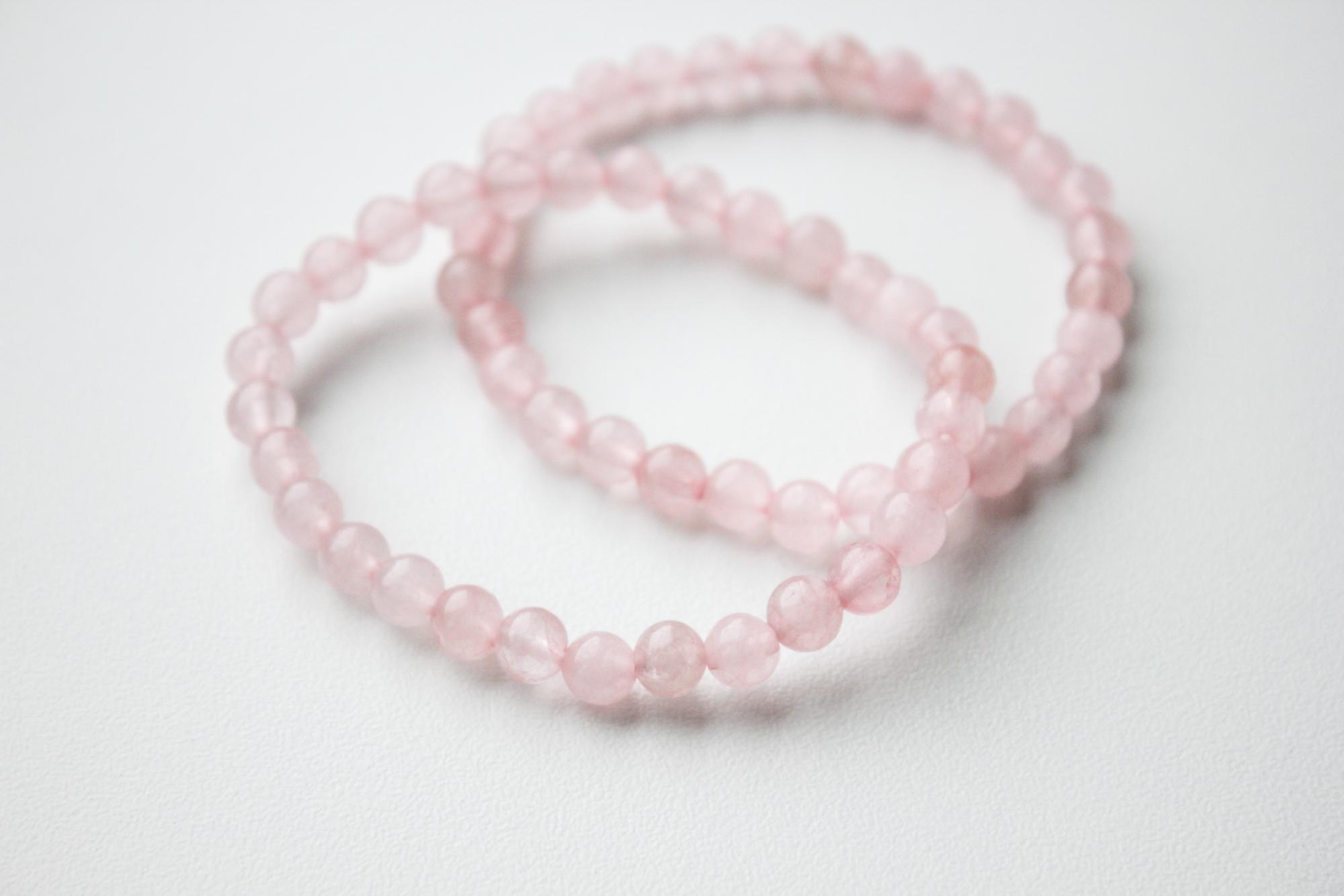 Браслет из розового кварца