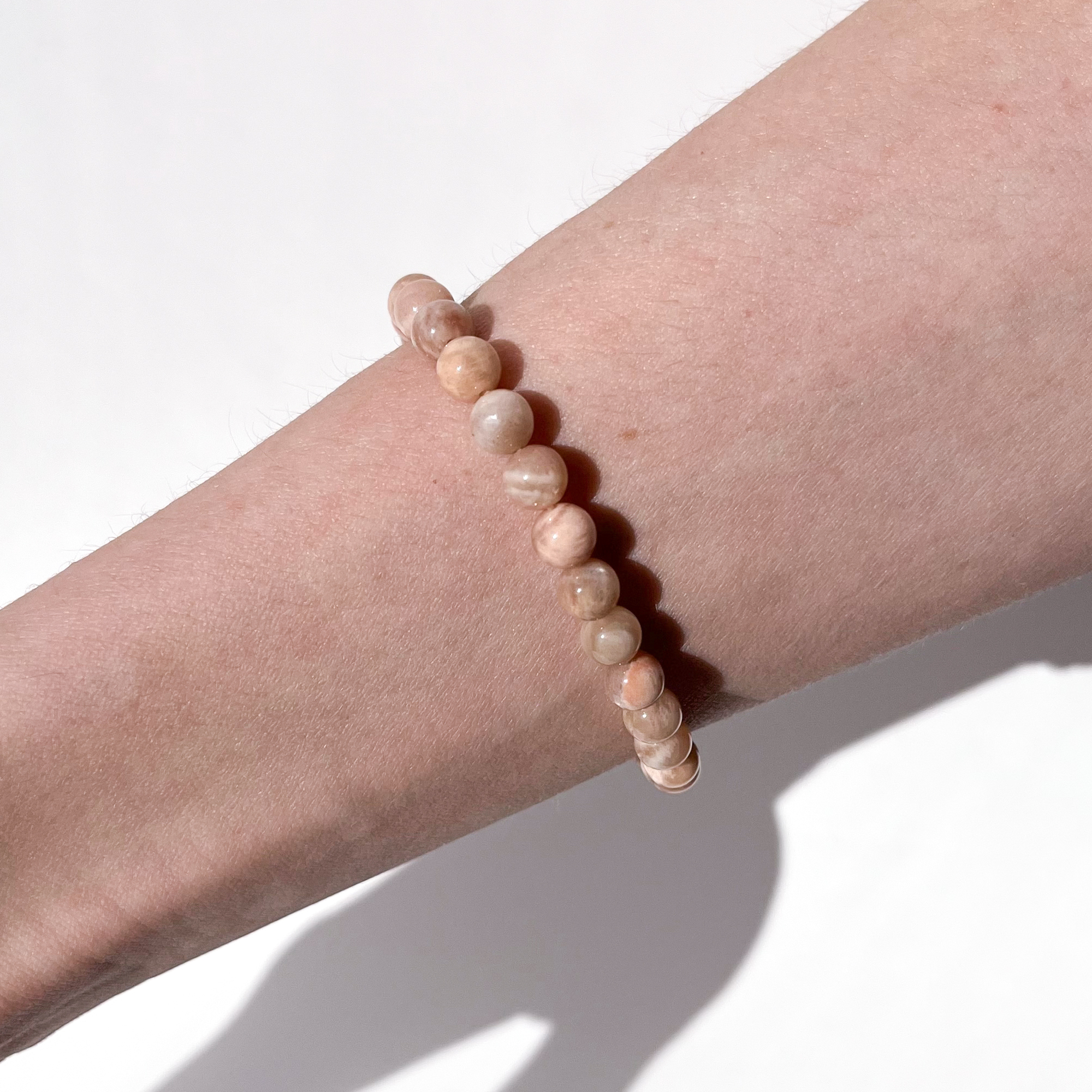 Браслет из солнечного камня