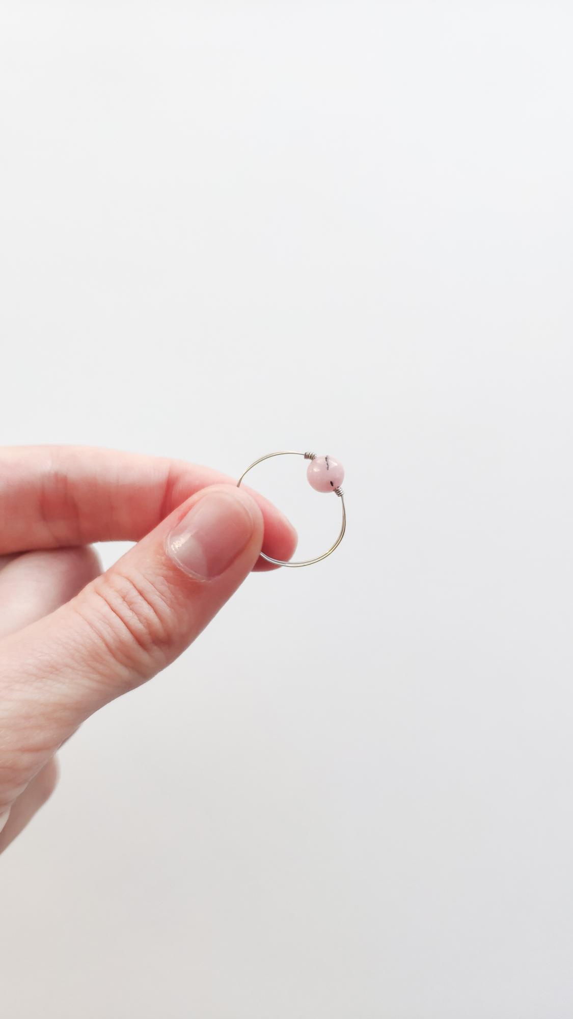 Кольцо с родонитом