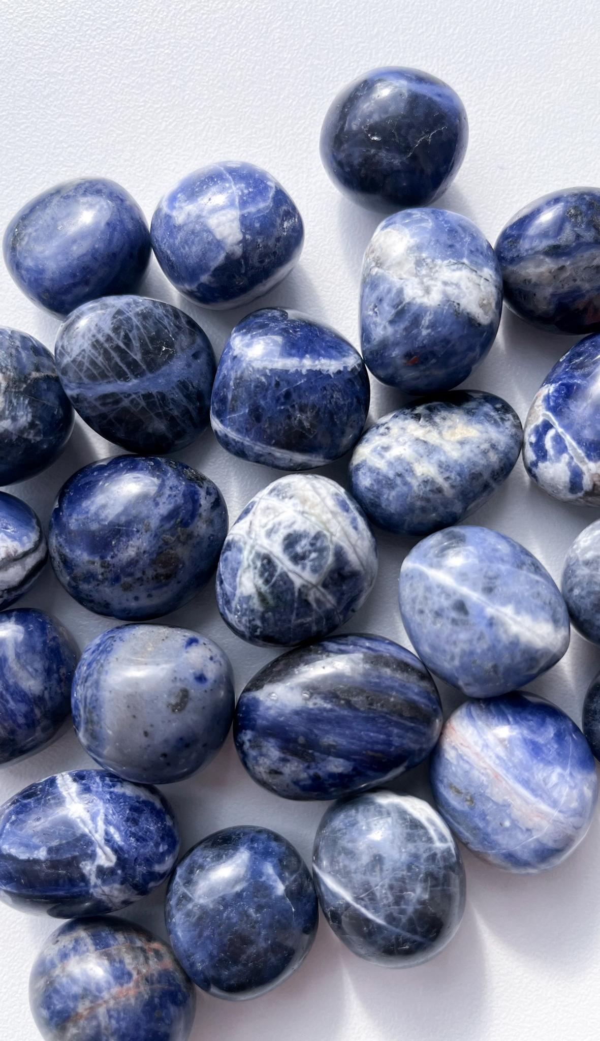 Содалит - галтовка