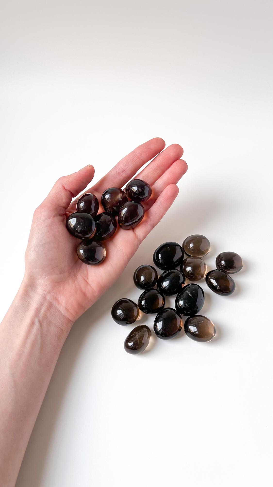 Дымчатый кварц (раухтопаз) - галтовка