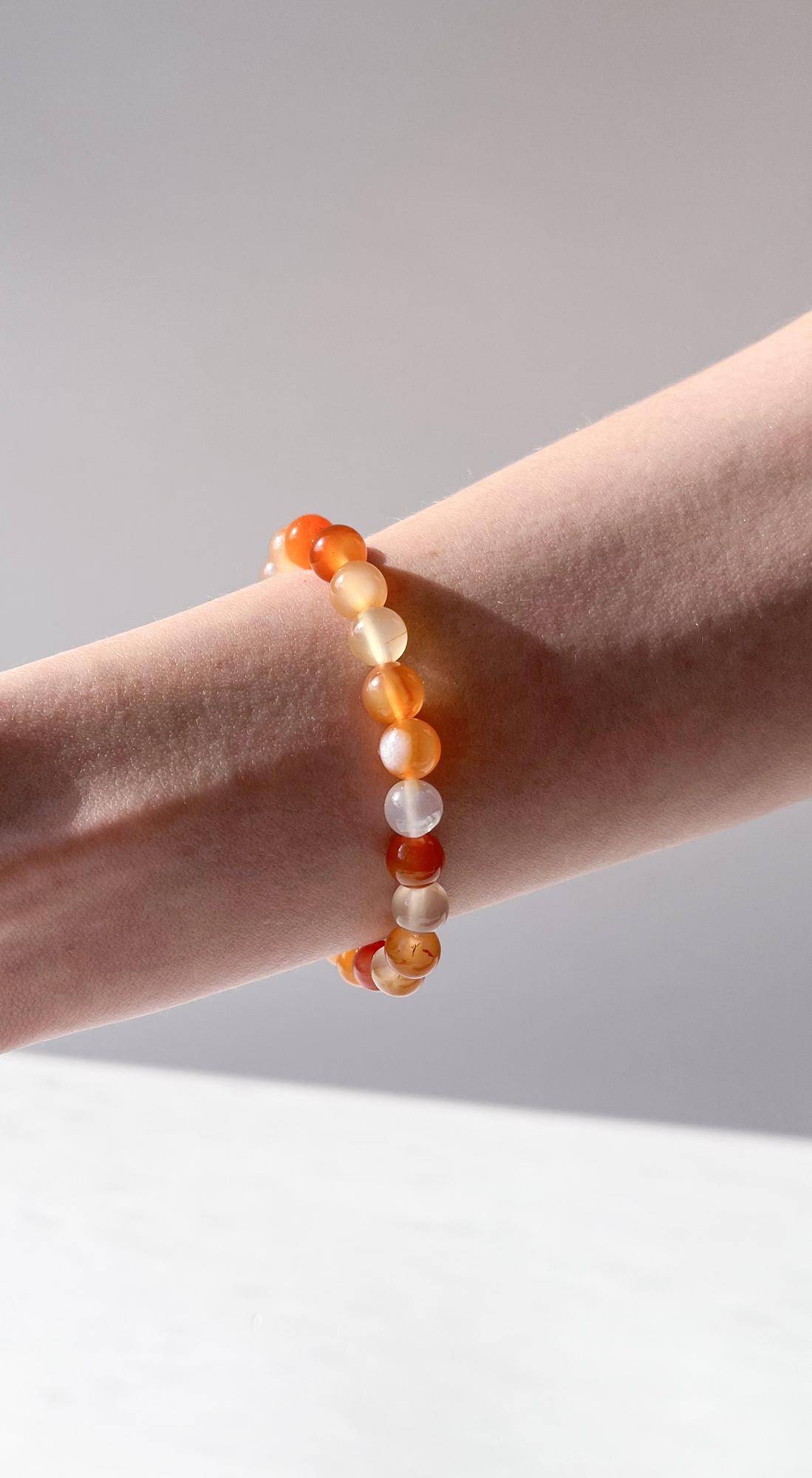 Браслет из сердолика