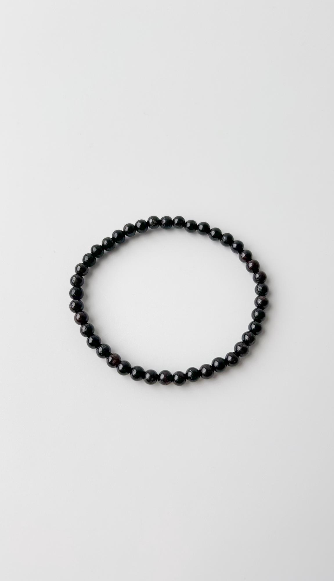 Браслет из граната