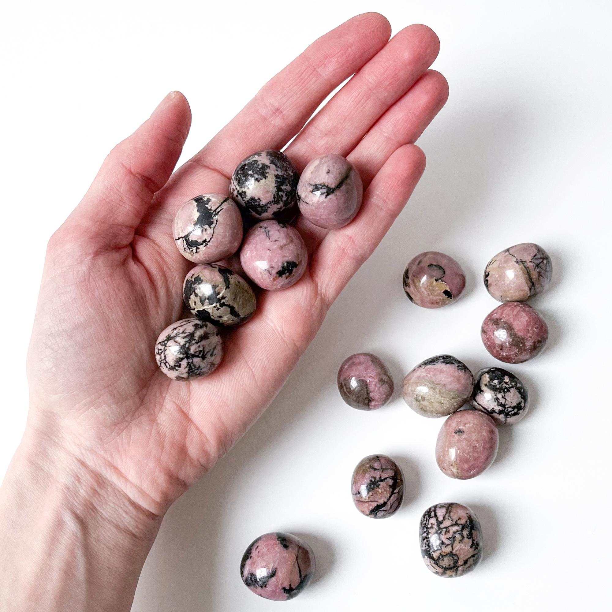 Родонит - галтовка