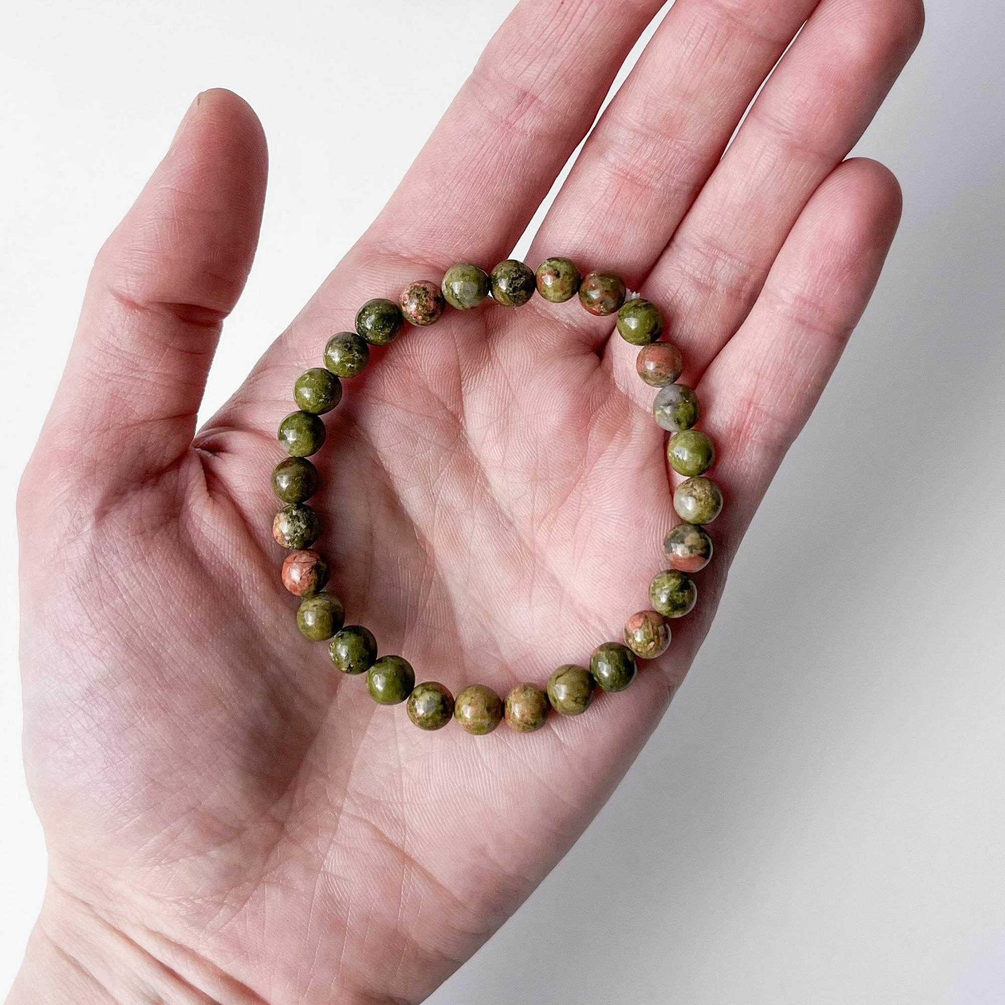 Браслет из унакита