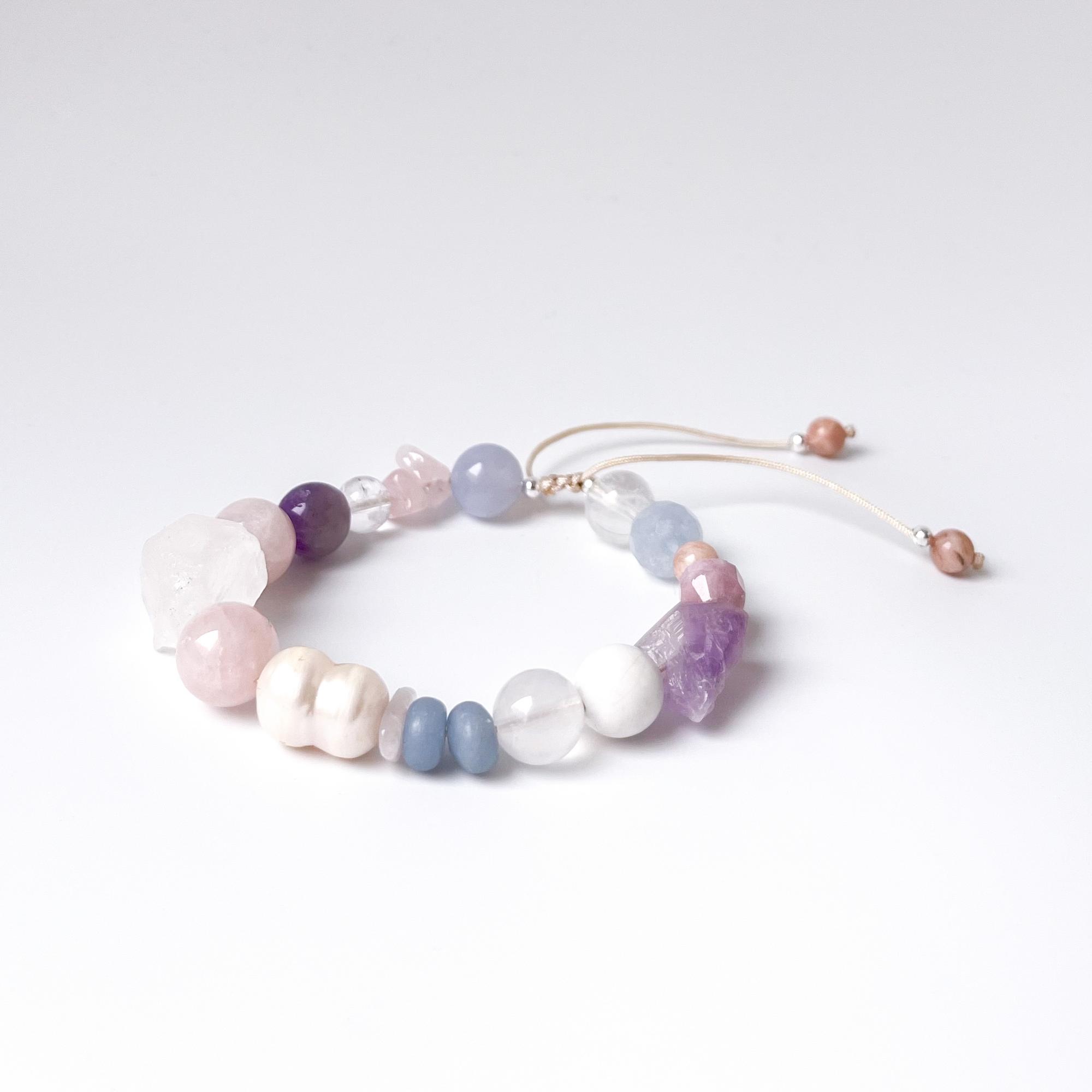 Браслет "Новогодний розовый"