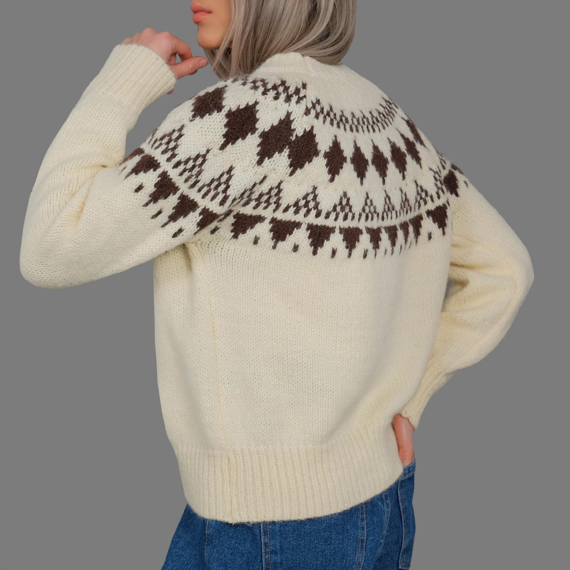 Свитер Monomori