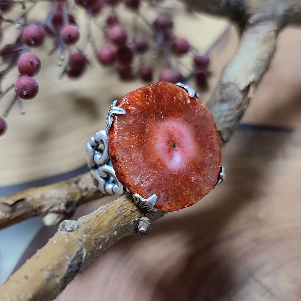 Кольцо Деа с кварцем от Shard Noir