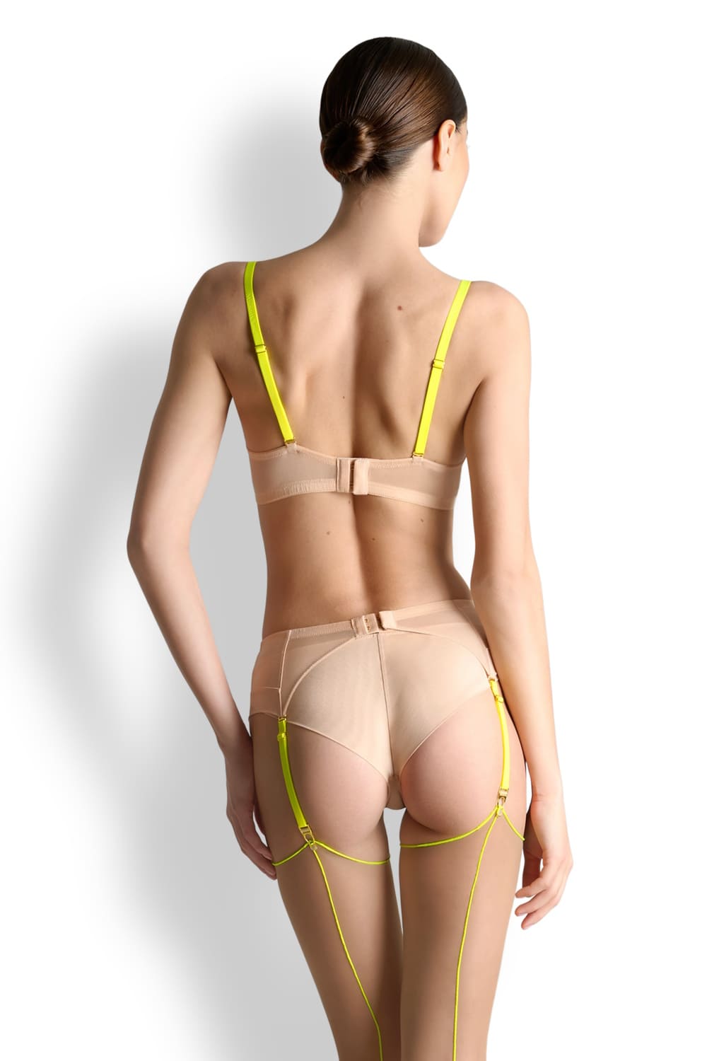 Бюстгальтер телесного цвета на косточках Maison Close 562417