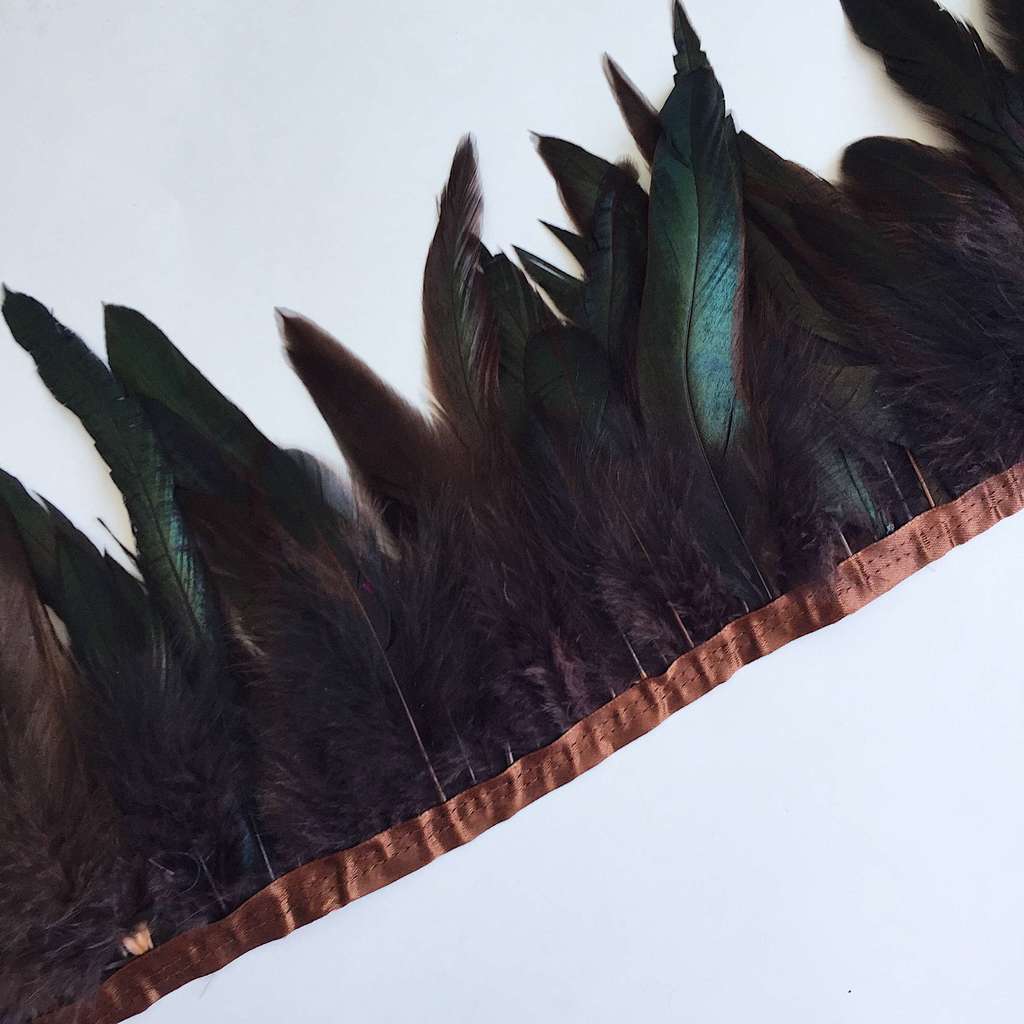 Перья Петуха 17-20 см Шоколадный