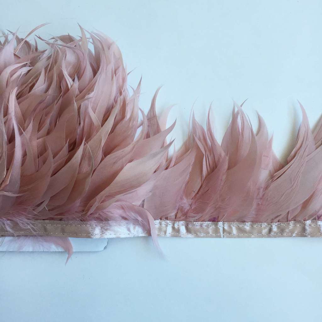 Перья Гуся Пыльная Роза