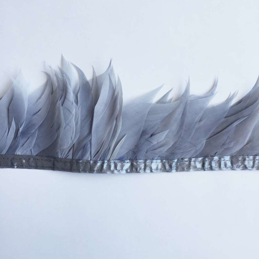Перья Гуся Светло Серый