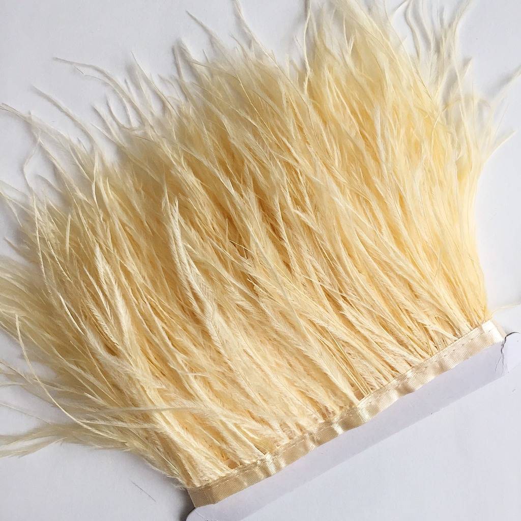 Перья Страуса 11-15 см №048 Светло-Желтый