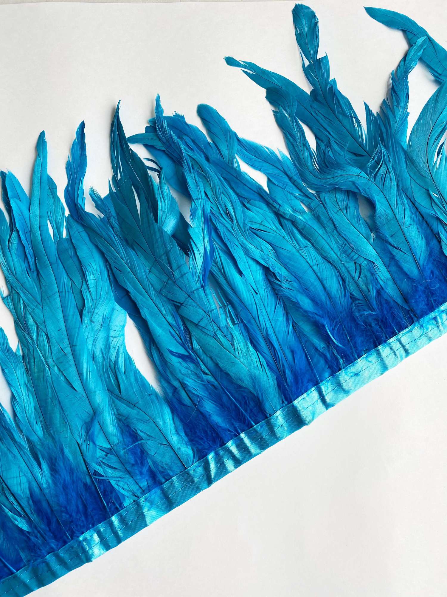 Перья Петуха 25-30 см Голубой