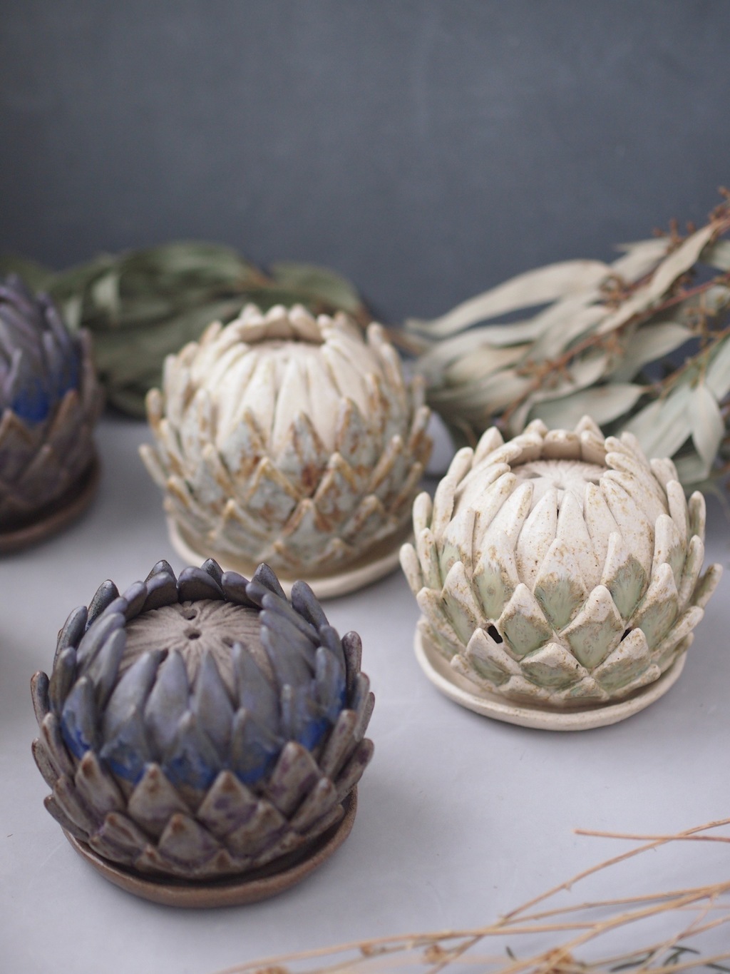 Артишок из белого шамота