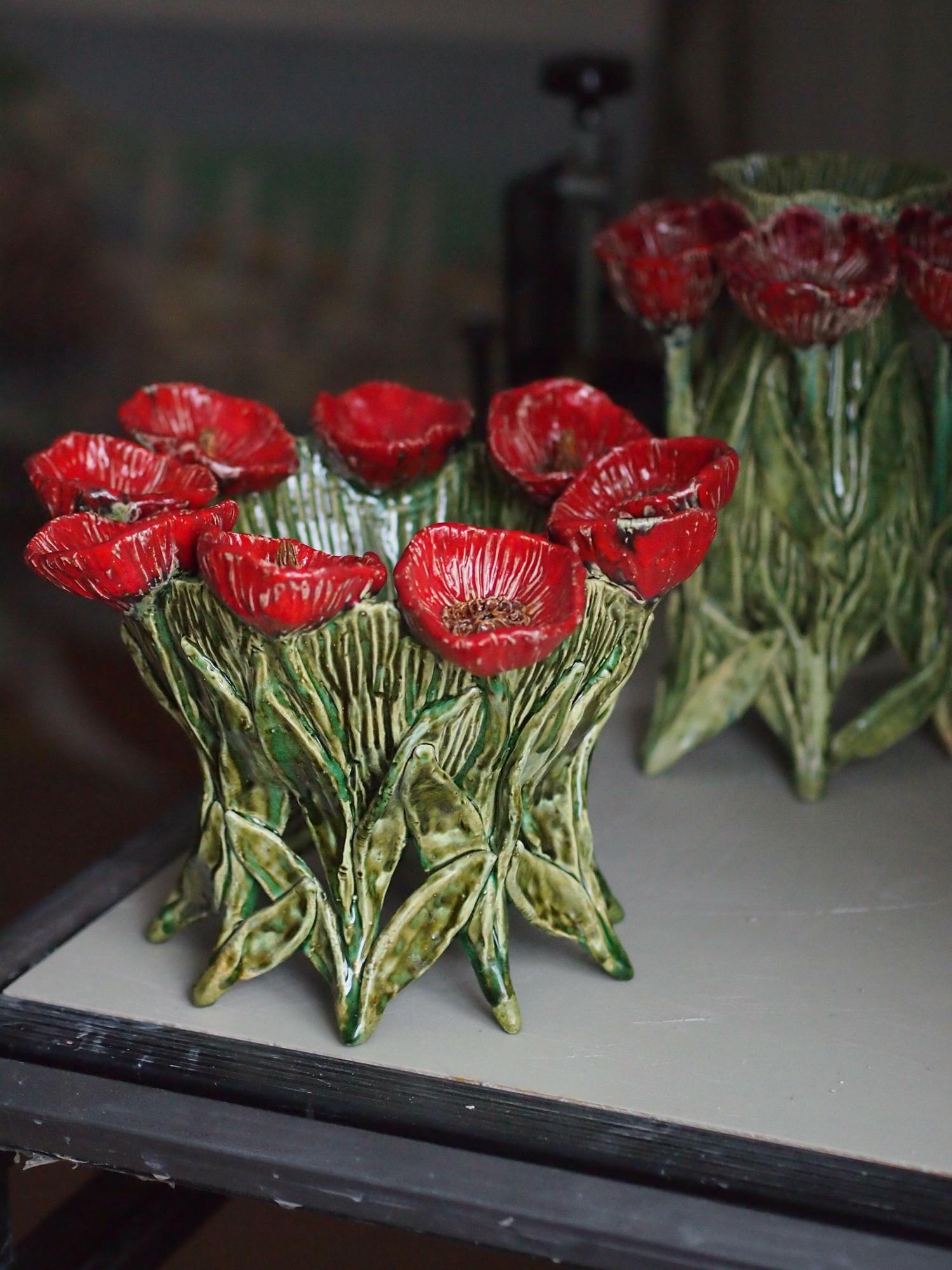 Чаша на ножках