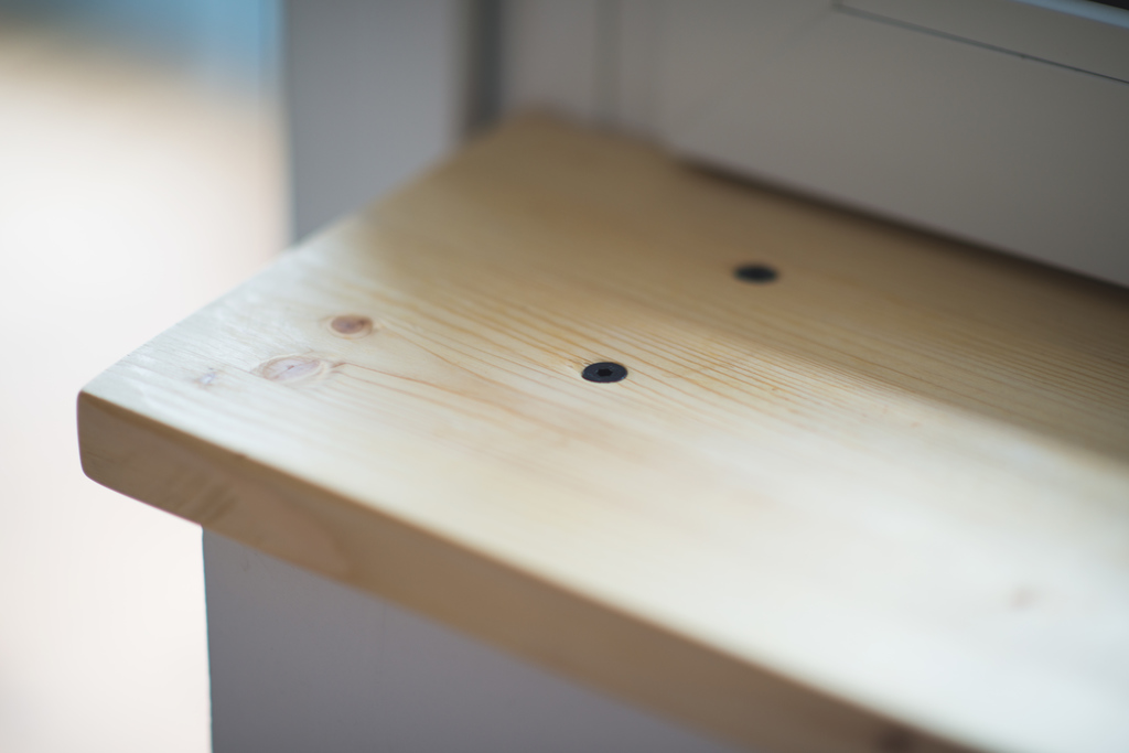 Подоконник