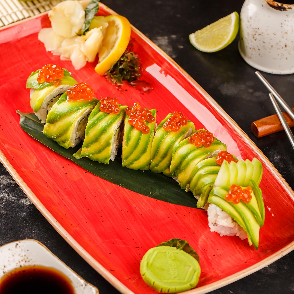 Ролл зеленый дракон